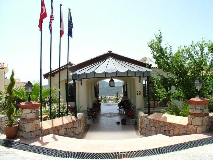 Artemisia Royal Park Club Hotel Олудениз Экстерьер фото