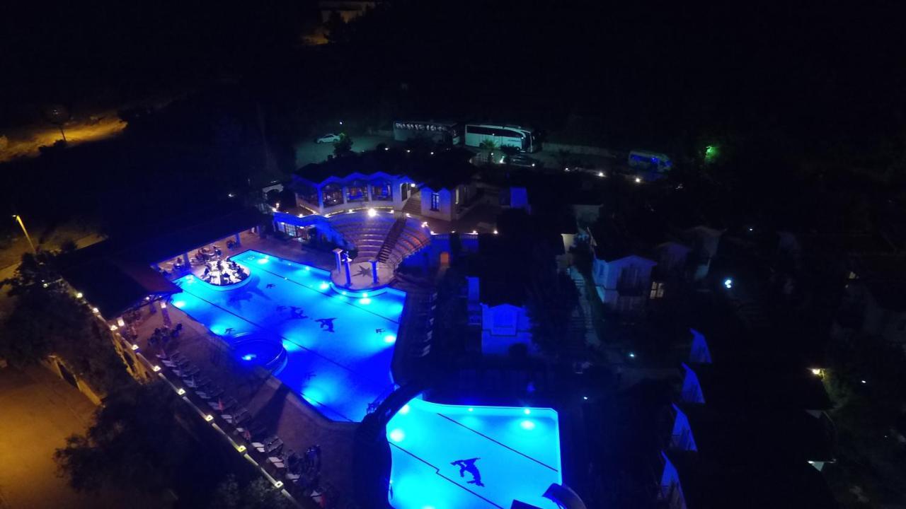 Artemisia Royal Park Club Hotel Олудениз Экстерьер фото