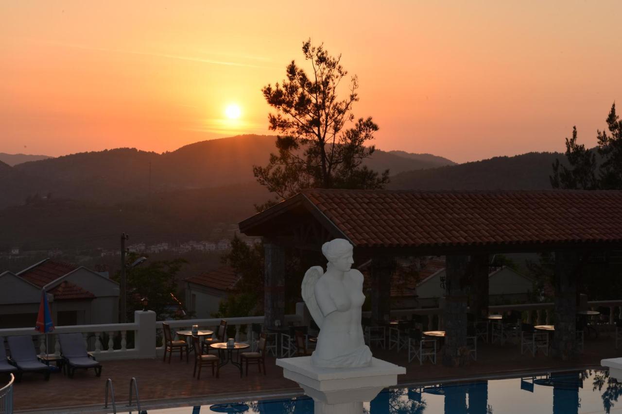 Artemisia Royal Park Club Hotel Олудениз Экстерьер фото