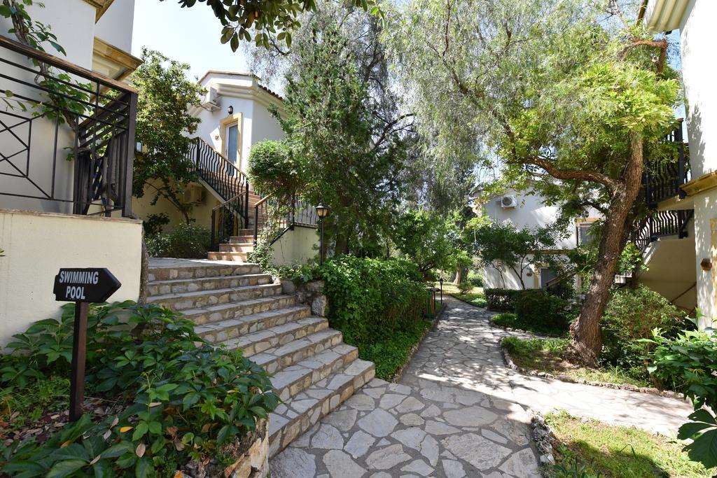 Artemisia Royal Park Club Hotel Олудениз Экстерьер фото