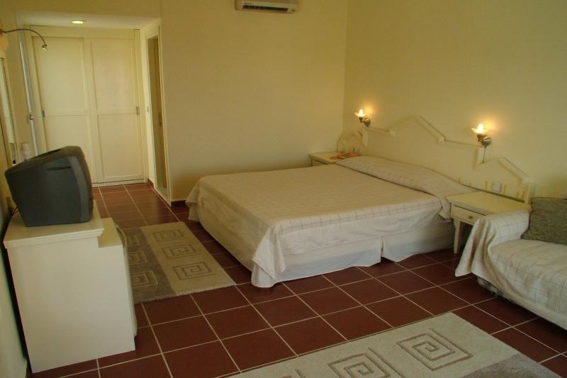 Artemisia Royal Park Club Hotel Олудениз Экстерьер фото